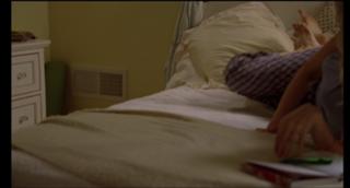 Laura Dern feet photo thumbnail