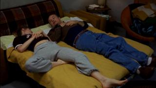 Laura Dern feet photo thumbnail