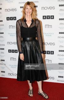 Laura Dern feet photo thumbnail