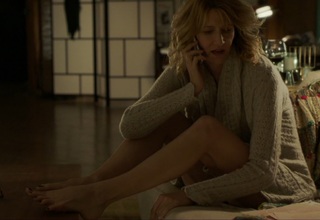 Laura Dern feet photo thumbnail