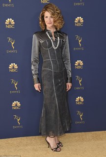 Laura Dern feet photo thumbnail
