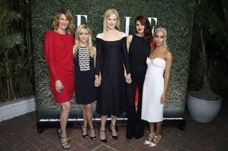 Laura Dern feet photo thumbnail