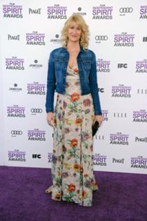 Laura Dern feet photo thumbnail