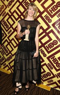 Laura Dern feet photo thumbnail