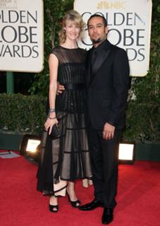 Laura Dern feet photo thumbnail