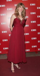 Laura Dern feet photo thumbnail