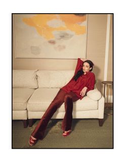 Laura Donnelly feet photo 7