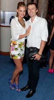 Laura Dundovic feet photo 11