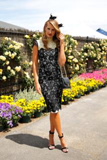 Laura Dundovic feet photo 6