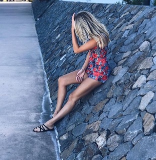 Laura Dundovic feet photo 11