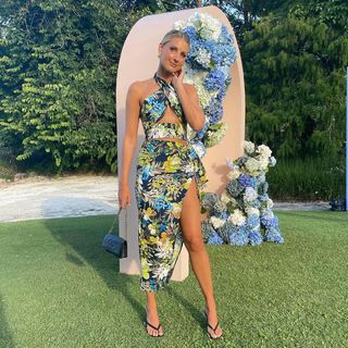 Laura Dundovic feet photo 12