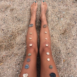 Laura Escanes feet photo 8