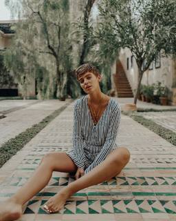 Laura Escanes feet photo 11