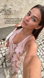 Laura Escanes feet photo 1