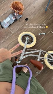 Laura Escanes feet photo 12