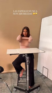 Laura Escanes feet photo 3