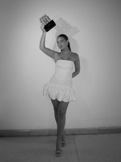 Laura Escanes feet photo 11