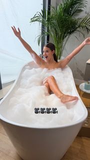 Laura Escanes feet photo 4