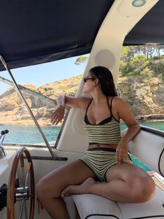 Laura Escanes feet photo 1