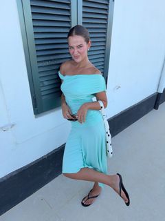 Laura Escanes feet photo 12