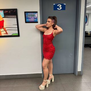 Laura Esquivel feet photo 5