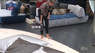 Laura Freddi feet photo 14