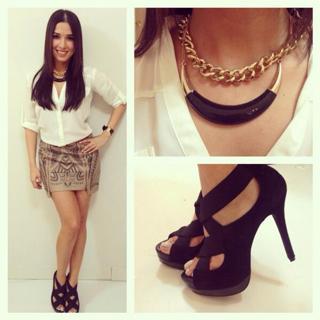 Laura González feet photo thumbnail
