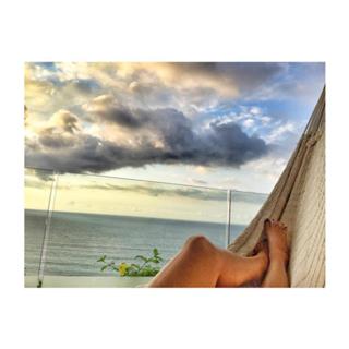 Laura González feet photo thumbnail