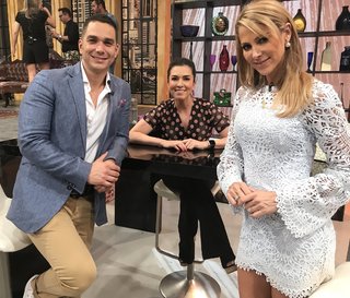 Laura González feet photo thumbnail