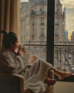 Laura González feet photo thumbnail