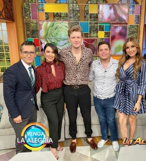 Laura González feet photo thumbnail