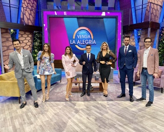 Laura González feet photo thumbnail
