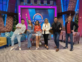 Laura González feet photo thumbnail