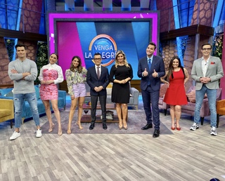 Laura González feet photo thumbnail