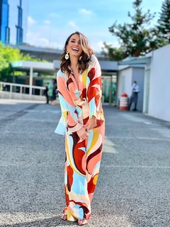 Laura González feet photo thumbnail