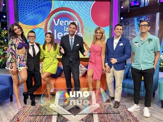 Laura González feet photo thumbnail