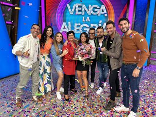 Laura González feet photo thumbnail