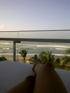 Laura González feet photo thumbnail