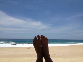 Laura González feet photo thumbnail