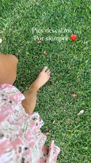 Laura González feet photo thumbnail