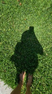 Laura González feet photo thumbnail