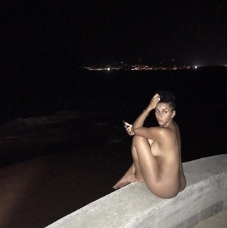 Laura Govan feet photo 3