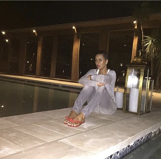 Laura Govan feet photo 12