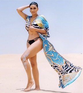 Laura Govan feet photo 14