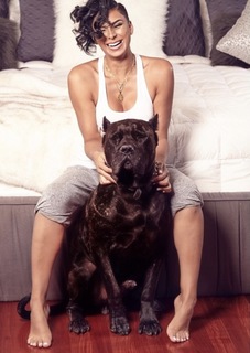 Laura Govan feet photo 2