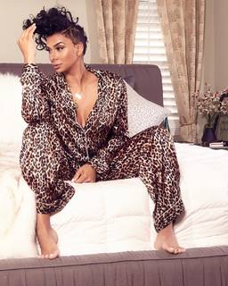 Laura Govan feet photo 10