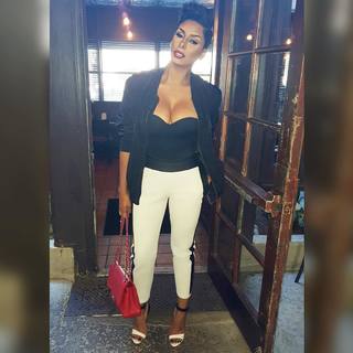 Laura Govan feet photo 20