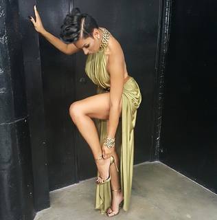 Laura Govan feet photo 15