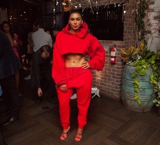 Laura Govan feet photo 11