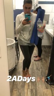 Laura Govan feet photo 10